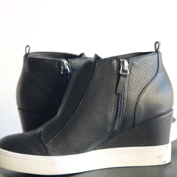 Christie Wedge Sneaker US Size 7 1/2 M - Picture 8 of 8